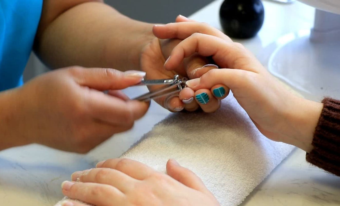 How to get naturally beautiful nails?